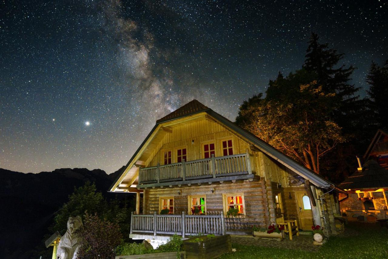 Holiday Chalet "Alpine Dreams" With Private Wellness โซลกาวา ภายนอก รูปภาพ