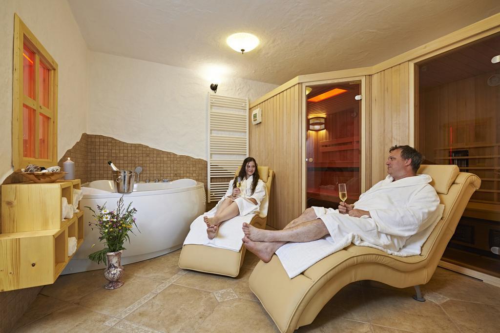 Holiday Chalet "Alpine Dreams" With Private Wellness โซลกาวา ห้อง รูปภาพ