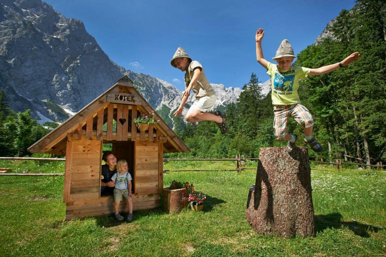 Holiday Chalet "Alpine Dreams" With Private Wellness โซลกาวา ภายนอก รูปภาพ